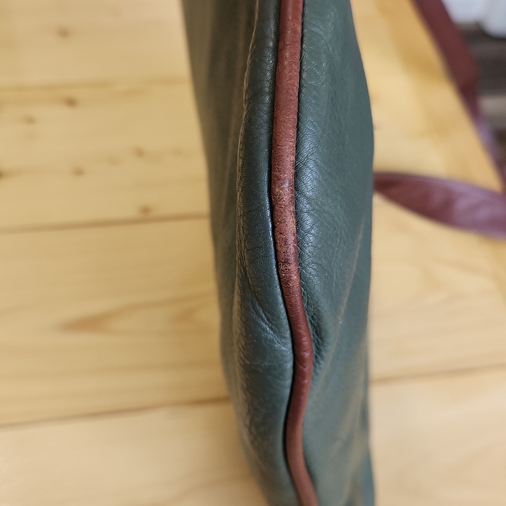 J.P. Ourse & Cie Park Avenue Crossbody Shoulder Bag - Picture 14 of 16